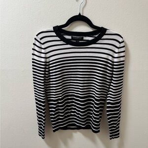 Banana Republic Black and White Striped Long Sleeve Top Size Extra Small